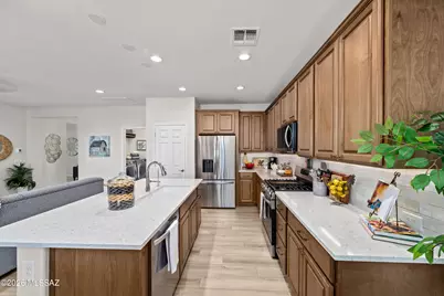 1820 N Banneker Lane, Green Valley, AZ 85614 - Photo 7