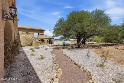 997 W Camino Erranle, Green Valley, AZ 85614 - Photo 15