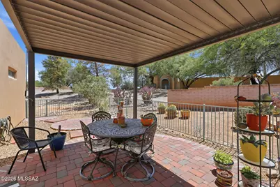 997 W Camino Erranle, Green Valley, AZ 85614 - Photo 11