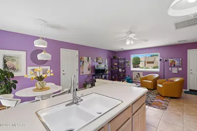 997 W Camino Erranle, Green Valley, AZ 85614 - Photo 7