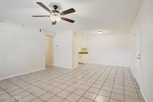 441 W Yucca Ct, Tucson, AZ 85704 - Photo 7