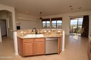 8167 W Circulo De Los Morteros, Tucson, AZ 85743 - Photo 11