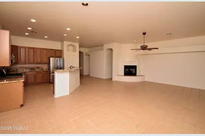 8167 W Circulo De Los Morteros, Tucson, AZ 85743 - Photo 13