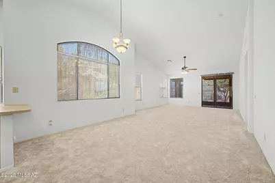 63752 E Holiday Drive, Tucson, AZ 85739 - Photo 7