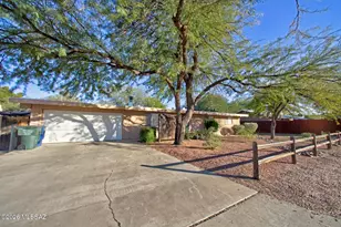 1812 N Arcadia Ave, Tucson, AZ 85712 - Photo 1