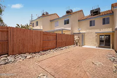 2612 W Ironcrest Drive W, Tucson, AZ 85745 - Photo 19