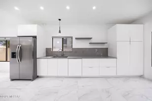 12461 N Granville Canyon Way, Oro Valley, AZ 85755 - Photo 11