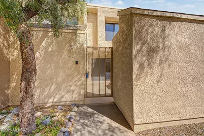 5675 N Camino Esplendora #7-141, Tucson, AZ 85718 - Photo 33