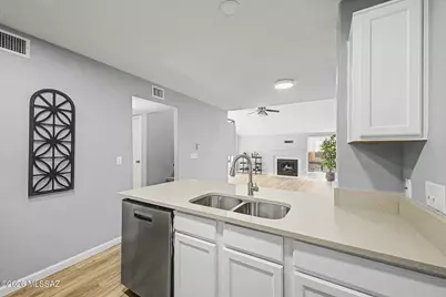 5675 N Camino Esplendora #7-141, Tucson, AZ 85718 - Photo 13