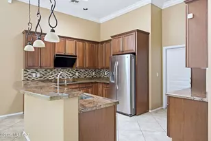 10706 N Hewitt Pl, Oro Valley, AZ 85737 - Photo 5