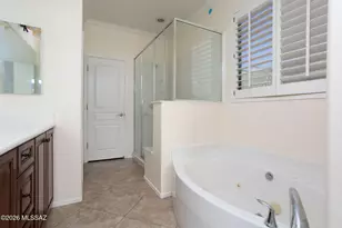 10706 N Hewitt Pl, Oro Valley, AZ 85737 - Photo 15