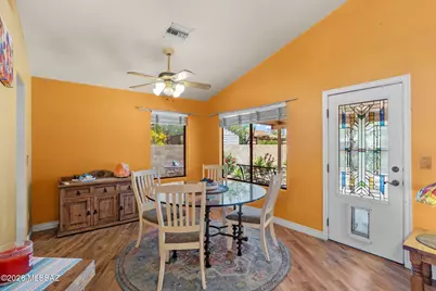 8185 E Mesquite Ridge Circle, Tucson, AZ 85710 - Photo 9