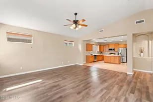 972 W Leatherleaf Dr, Tucson, AZ 85755 - Photo 17