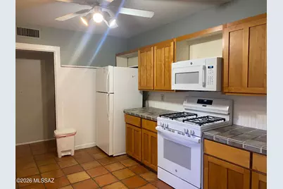 604 W Roller Coaster Road, Tucson, AZ 85704 - Photo 5