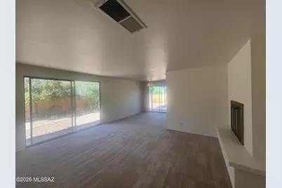 8627 E 3rd Street, Tucson, AZ 85710 - Photo 3