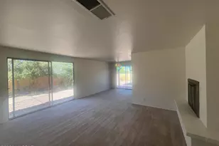 8627 E 3rd St, Tucson, AZ 85710 - Photo 3