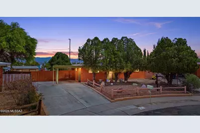 7957 E 19th Place, Tucson, AZ 85710 - Photo 3