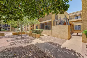 8271 N Oracle Rd, Oro Valley, AZ 85704 - Photo 1