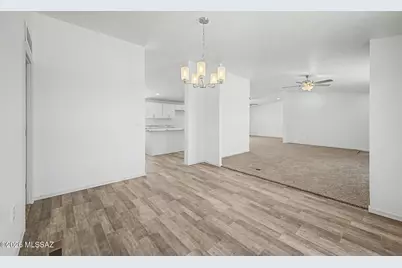 8250 S Marstellar Road, Tucson, AZ 85736 - Photo 17