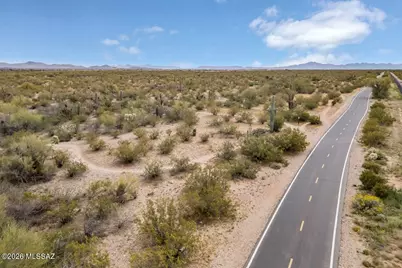 4466 S Downshift Drive, Tucson, AZ 85730 - Photo 5