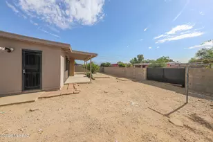 2327 E Honeysuckle St, Tucson, AZ 85706 - Photo 31