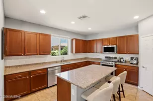 686 W Calle Ocarina, Sahuarita, AZ 85629 - Photo 9