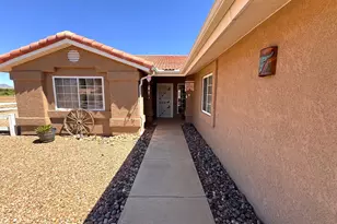 927 E Christmas Tree Ln, Pearce, AZ 85625 - Photo 3