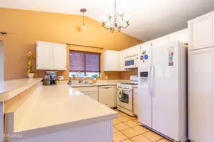 3029 S Marissa Dr, Tucson, AZ 85730 - Photo 7