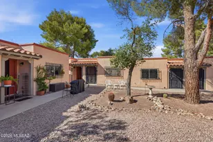 1091 S Calle De Las Casitas, Green Valley, AZ 85614 - Photo 23