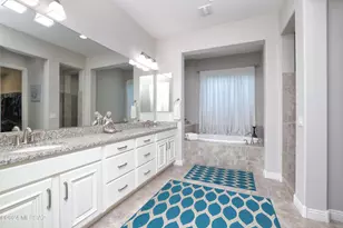 2542 N Woods End Pl, Tucson, AZ 85749 - Photo 9