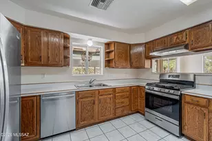 3535 E Thornberry Ln, Tucson, AZ 85739 - Photo 7