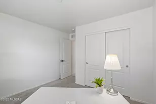 8587 W Magpie Pl, Tucson, AZ 85757 - Photo 15