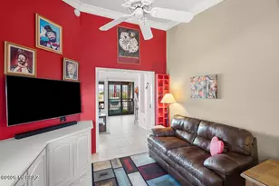 4851 S Tropicana Dr, Green Valley, AZ 85622 - Photo 13