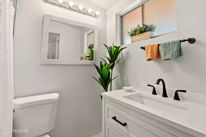 8925 E Bellevue Street, Tucson, AZ 85715 - Photo 13