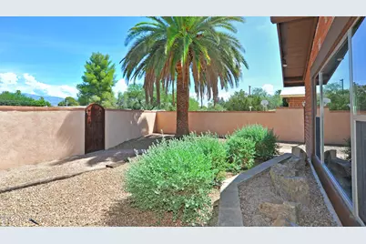 5842 E 4th Street, Tucson, AZ 85711 - Photo 7