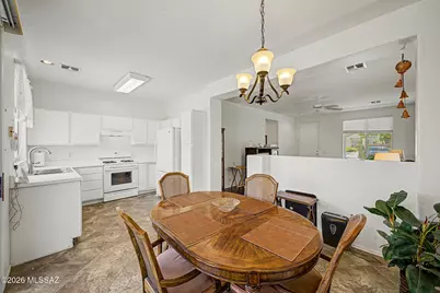 8040 W Morning Light Way, Tucson, AZ 85743 - Photo 9