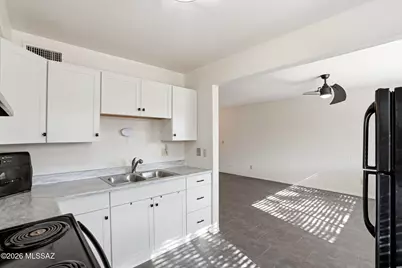 1336 S Avenida Polar #C-107, Tucson, AZ 85710 - Photo 17