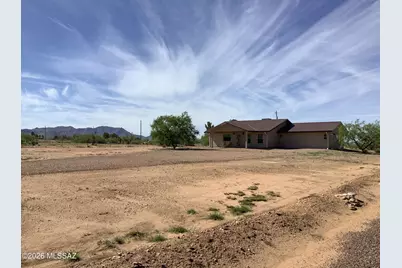 129 E Lehigh Street, Pearce, AZ 85625 - Photo 1