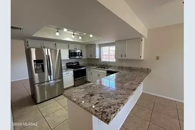 4684 N Woodside Drive, Tucson, AZ 85705 - Photo 9