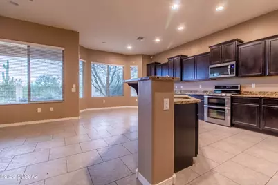 12565 N Golden Mirror Drive, Marana, AZ 85658 - Photo 5
