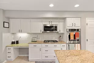 10736 N Torey Ln, Oro Valley, AZ 85737 - Photo 11