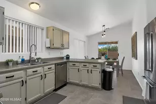 5537 W Panther Butte St, Marana, AZ 85658 - Photo 11