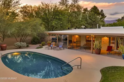 12040 E Dry Gulch Place, Tucson, AZ 85749 - Photo 13
