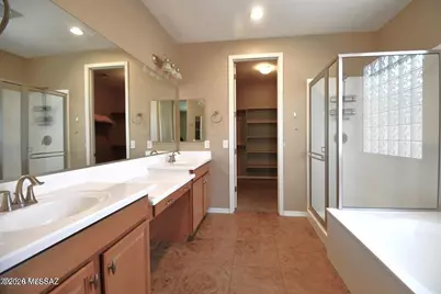 143 W Sweet Shrub Avenue, Queen Creek, AZ 85140 - Photo 5