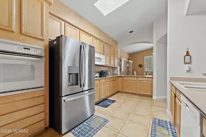 9740 E Spring Ridge Place, Tucson, AZ 85749 - Photo 13