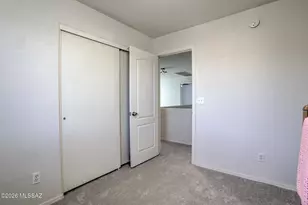 1057 W Sea Lion Dr, Tucson, AZ 85704 - Photo 21