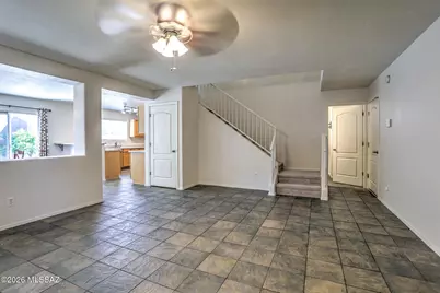 1057 W Sea Lion Drive, Tucson, AZ 85704 - Photo 3