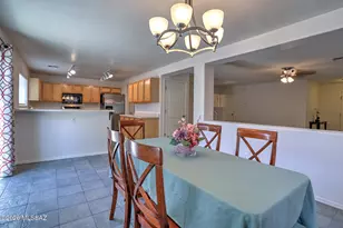 1057 W Sea Lion Dr, Tucson, AZ 85704 - Photo 7