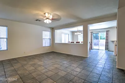 1057 W Sea Lion Drive, Tucson, AZ 85704 - Photo 5