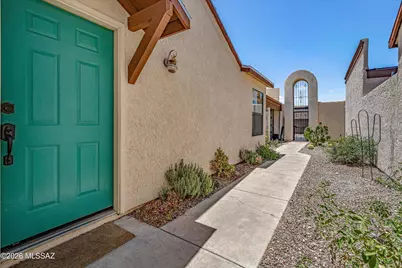 8888 N Joanna Drive, Tucson, AZ 85742 - Photo 23